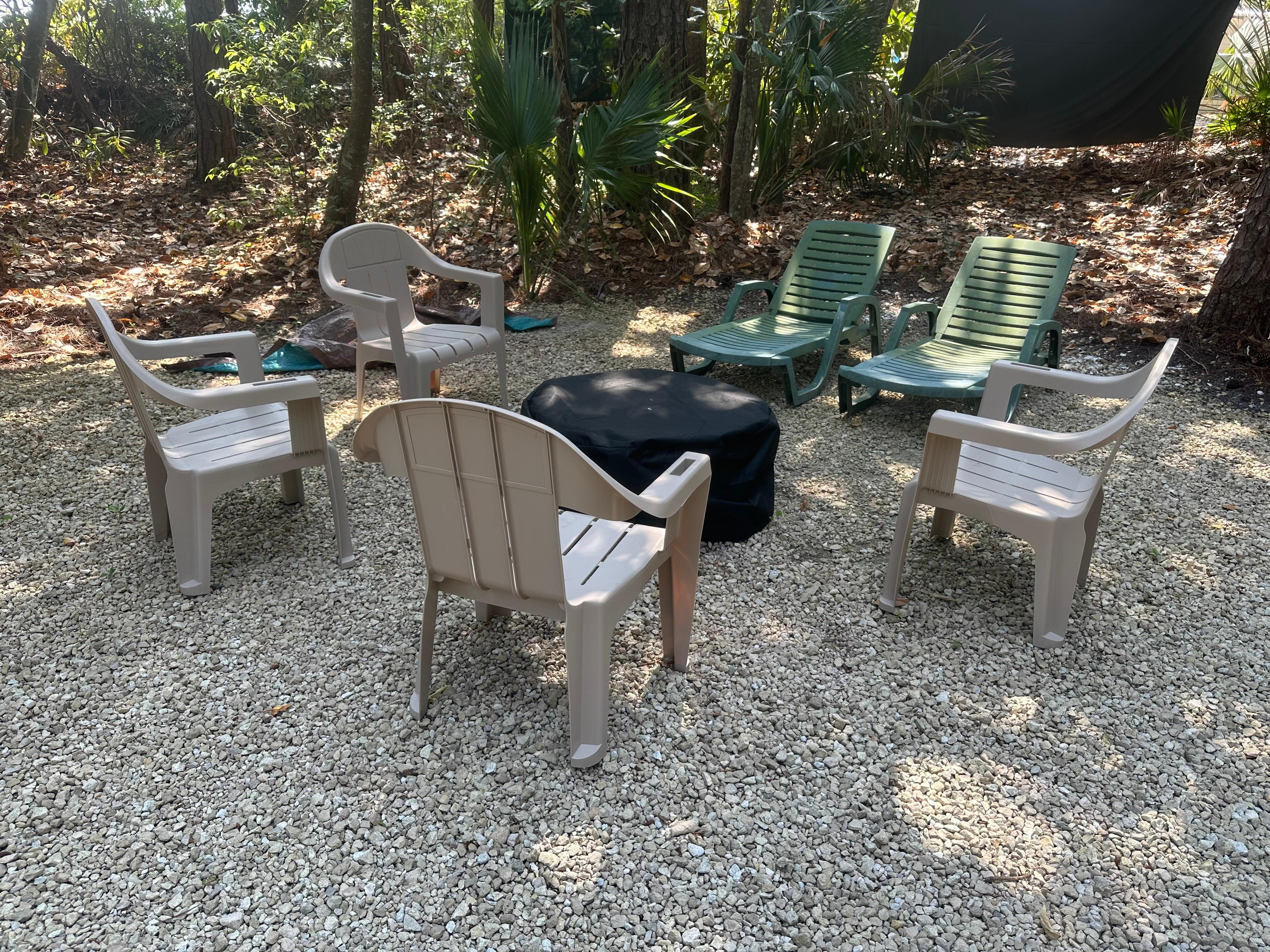 Plenty of chairs and picnic table included.