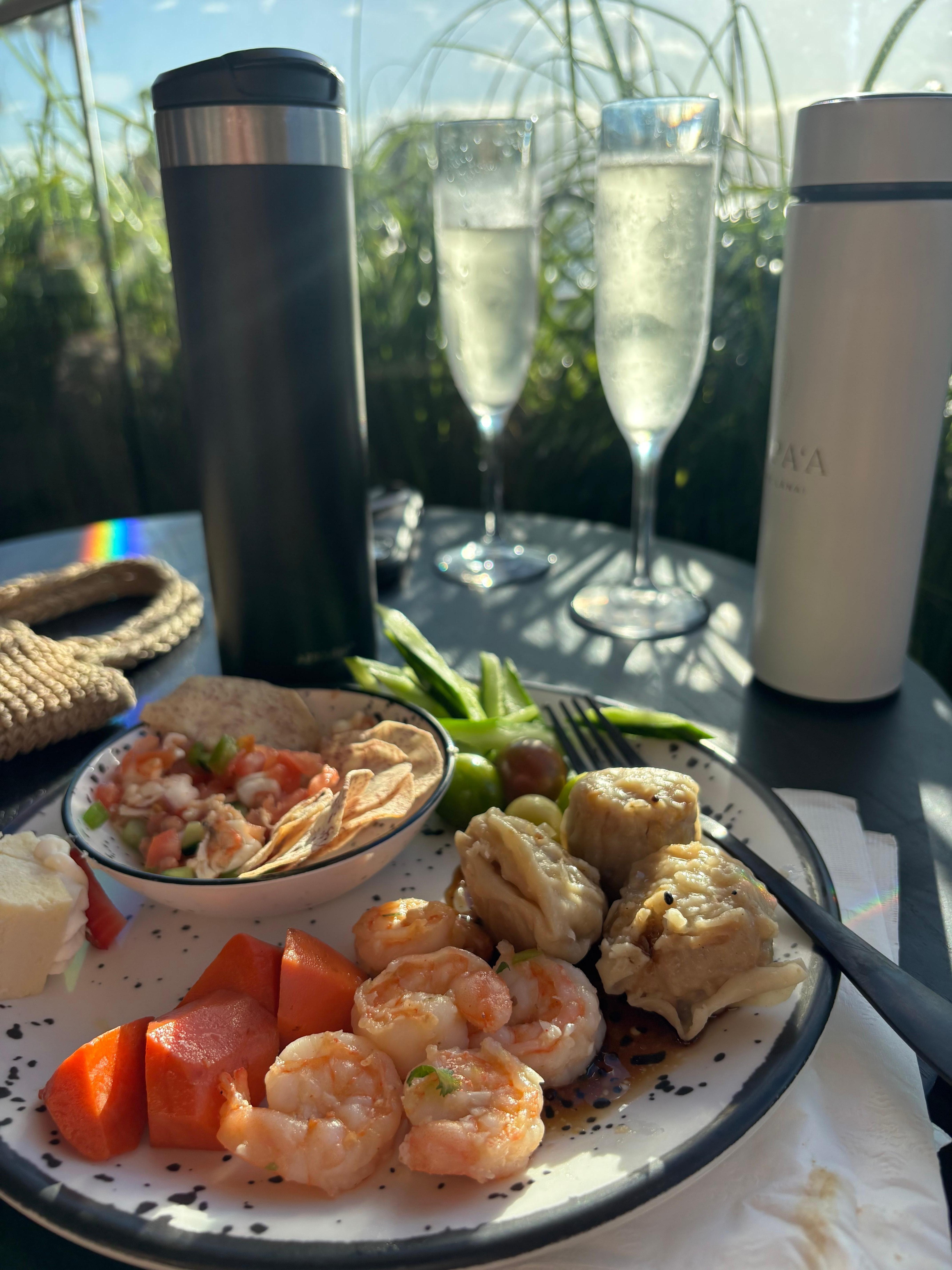 “Bites” at The Lanai