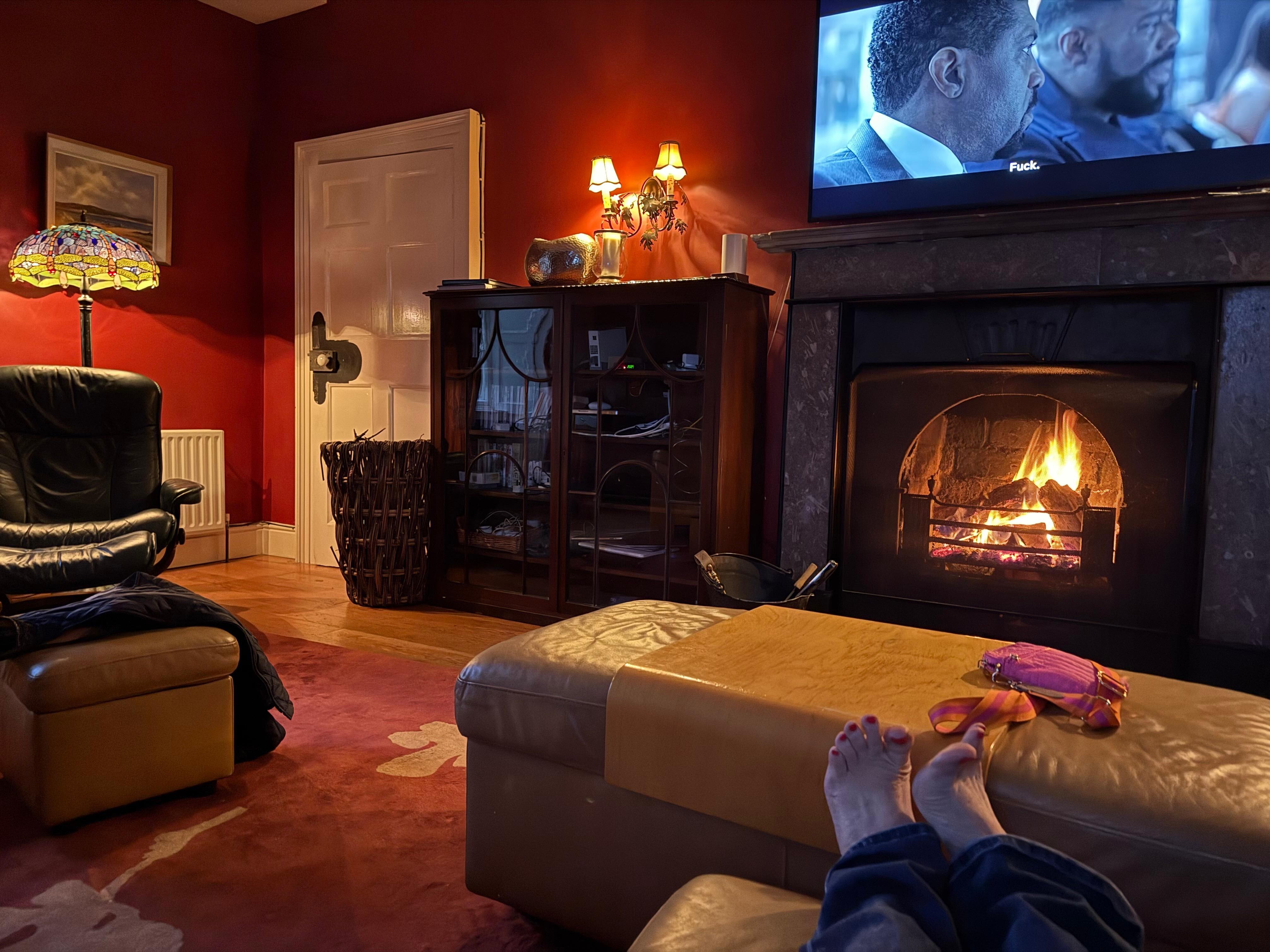 Relaxing w/ modern amenities 