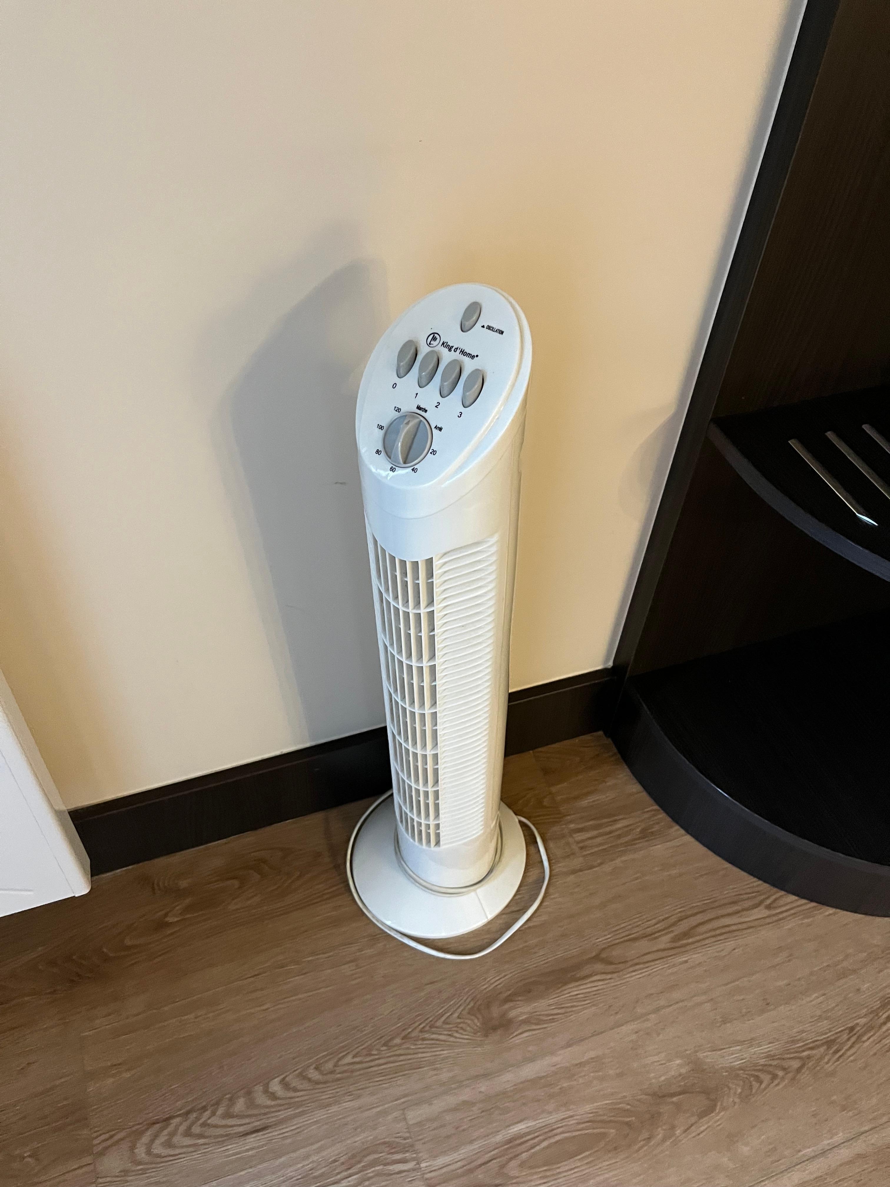 Voici la climatisation de la chambre !