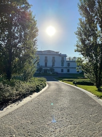 Framsidan vid ankomst