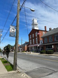 The town where the hotel is in