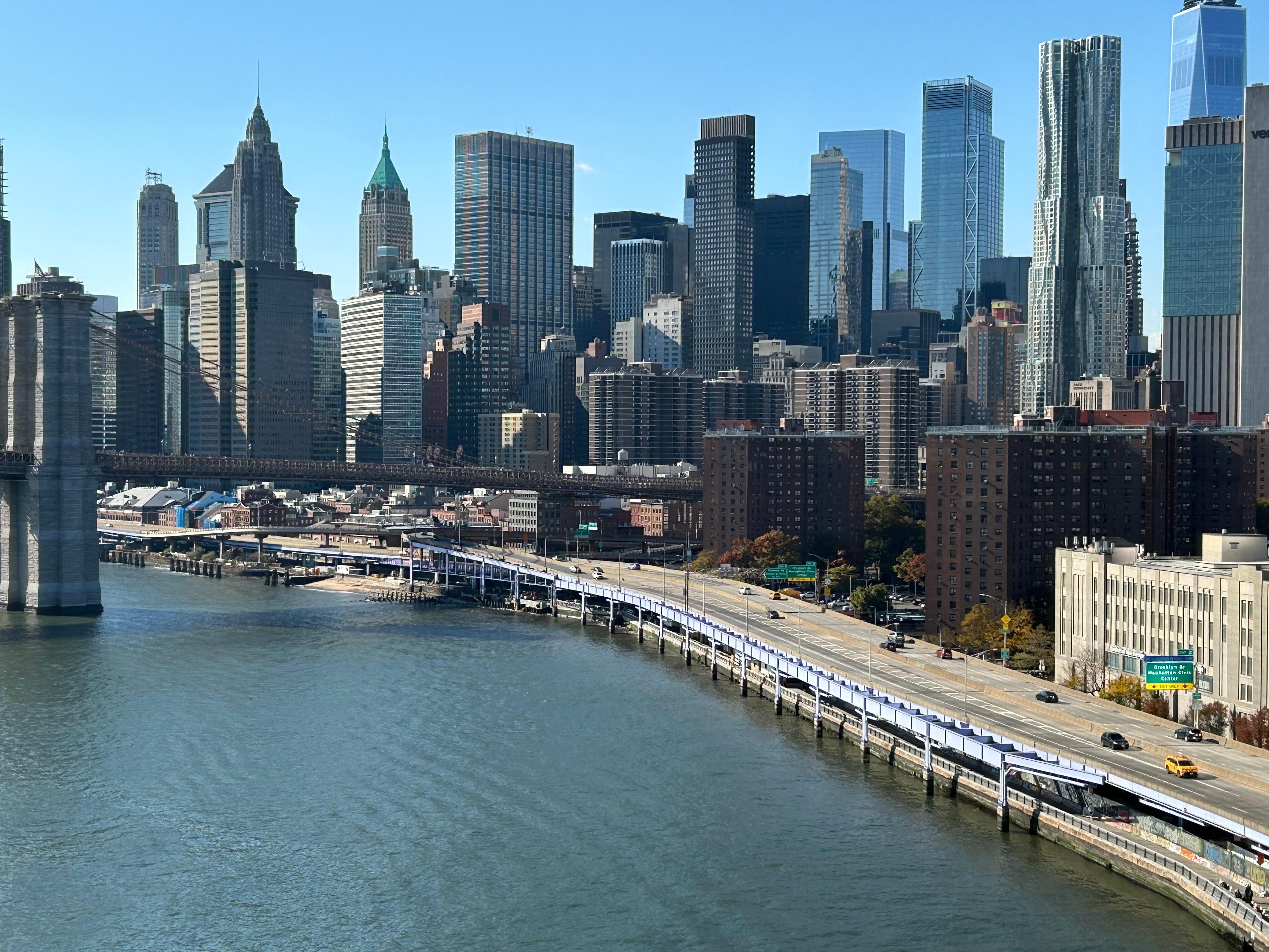 マンハッタンブリッジから見た街並
