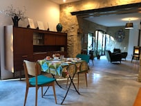 Salon et cuisine / salle à manger du petit déjeuner