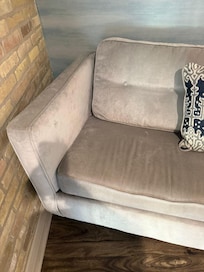 I complained about the sofa being dirty, but they only gave me some sheets to cover it.