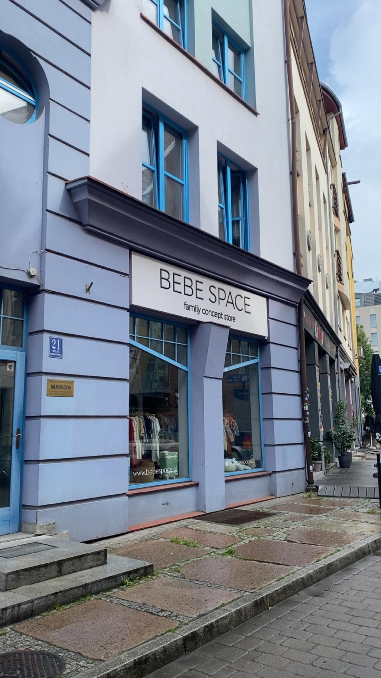 Gaden hvor lejlighedskomplekset ligger.