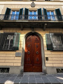 The entrance of the apartment.