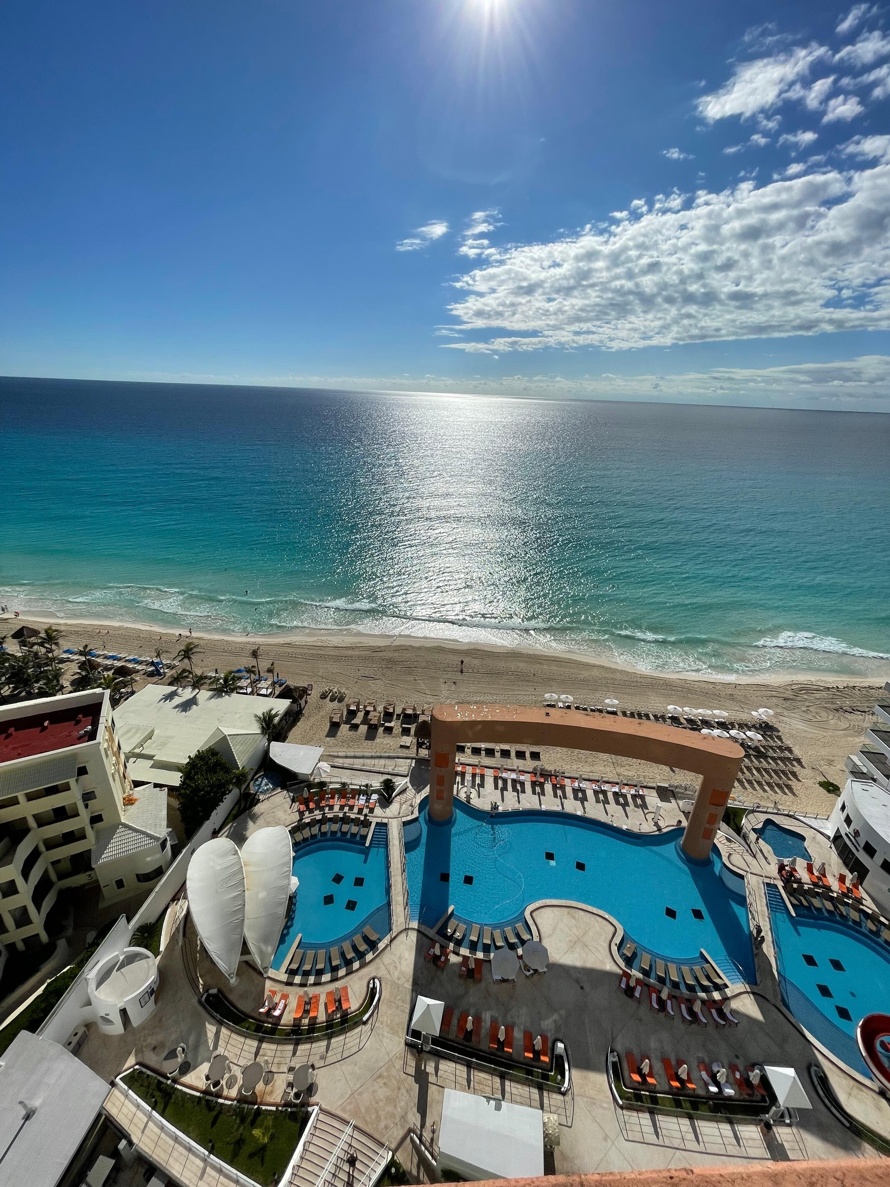 Beach Palace Resort All Inclusive, Cancun: Reservas a preços incríveis ...