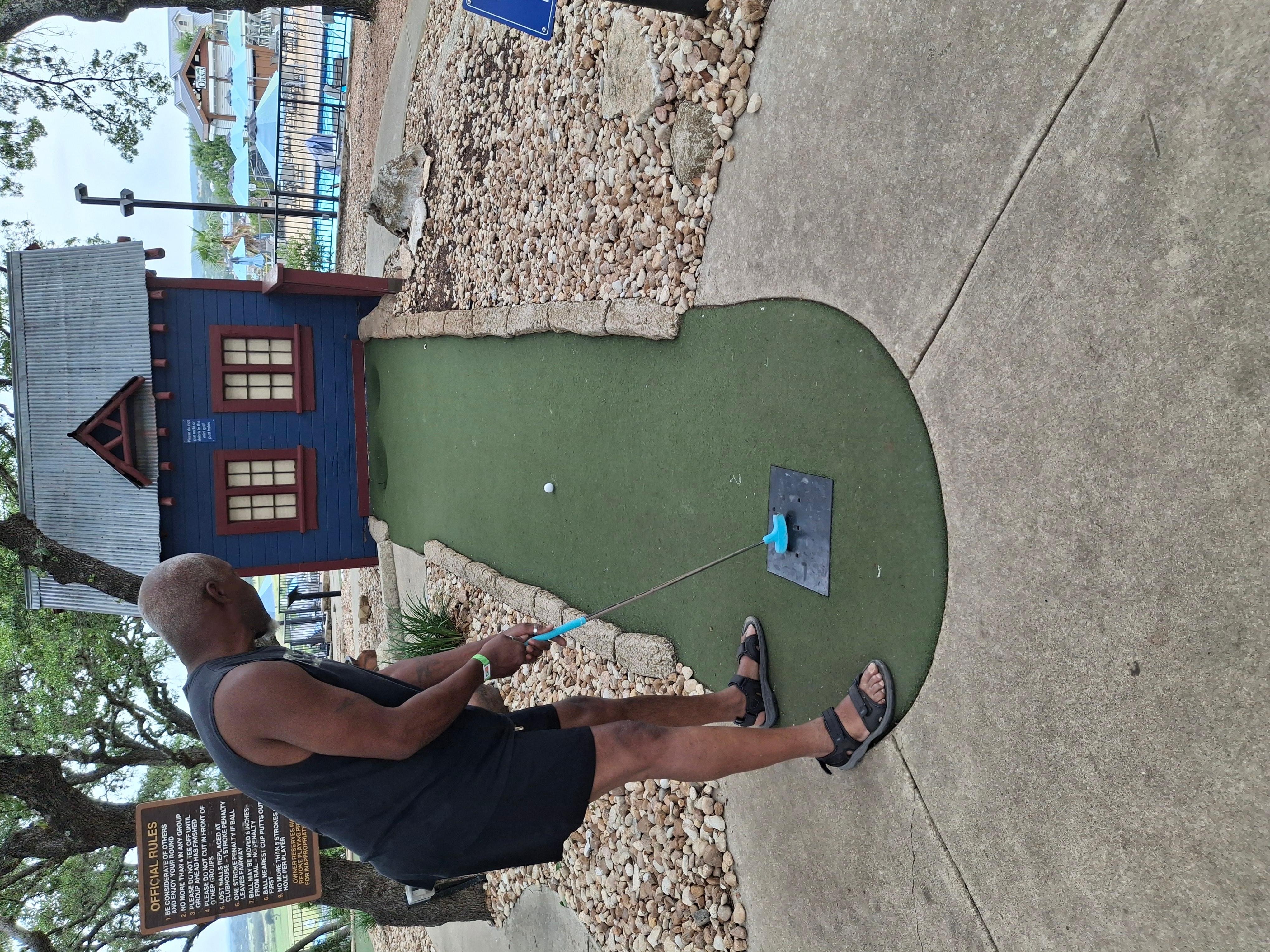 Free Miniature Golf