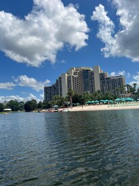 Hotel view from pond 😍