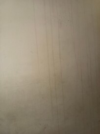 Wasserflecken an der Wand