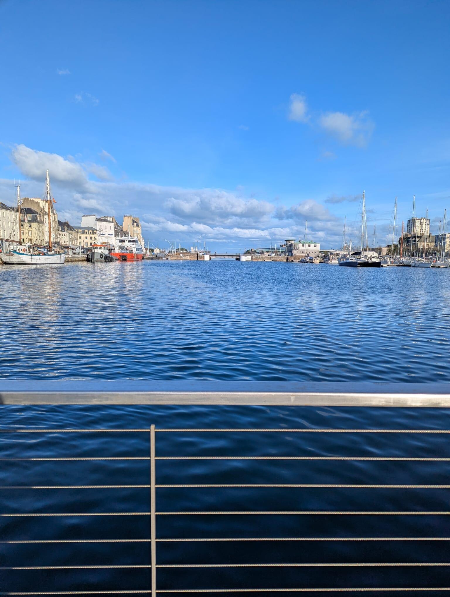 La passerelle un froid sec et ensoleillé 