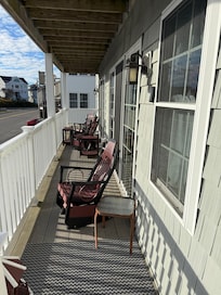 Front deck
