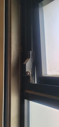 This is not a soundproof room.The windows don't close the highway is loud
Only allowed to post eight photos.I have fifty photos of problems