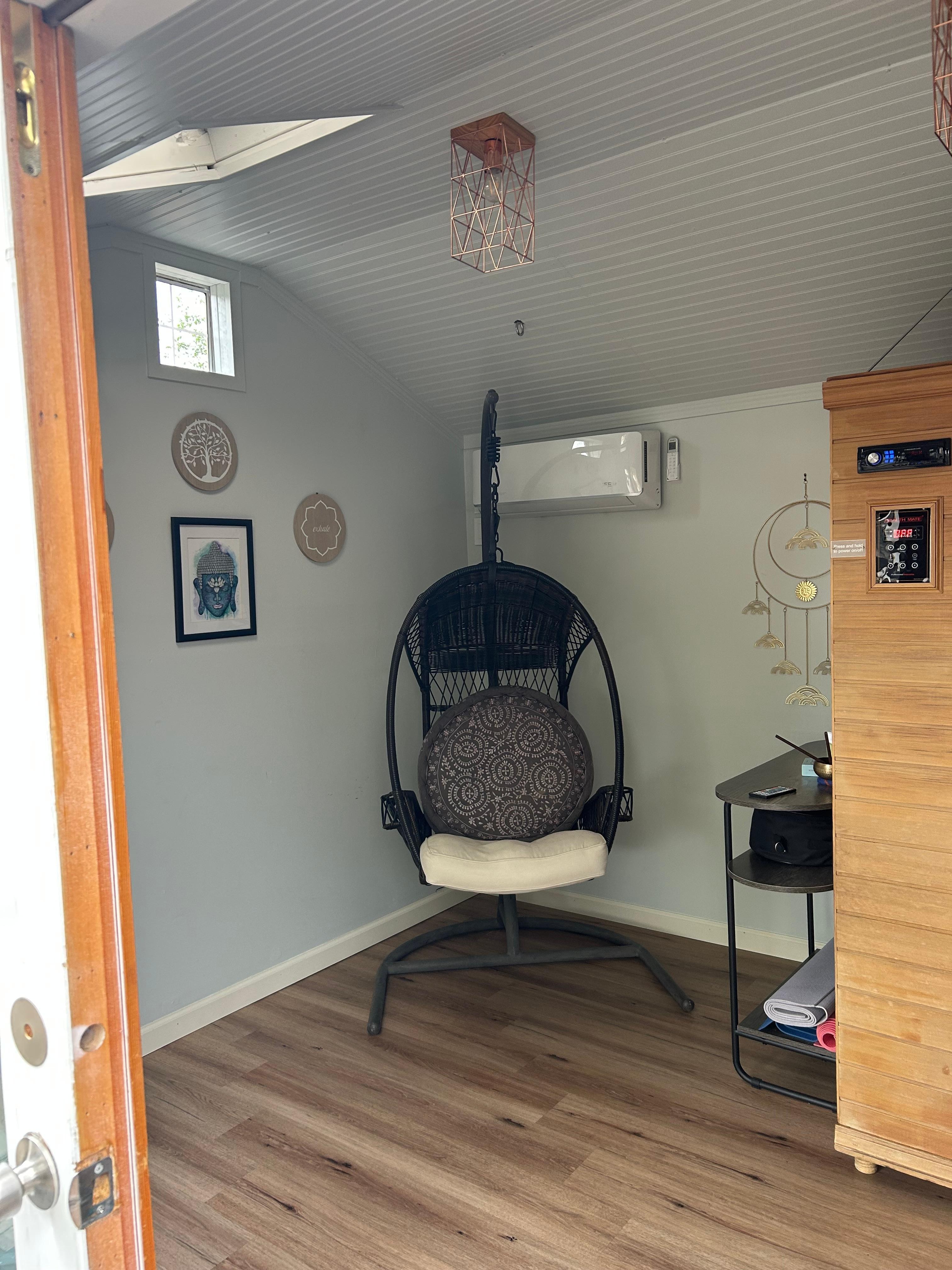 Swinging chair in zen den