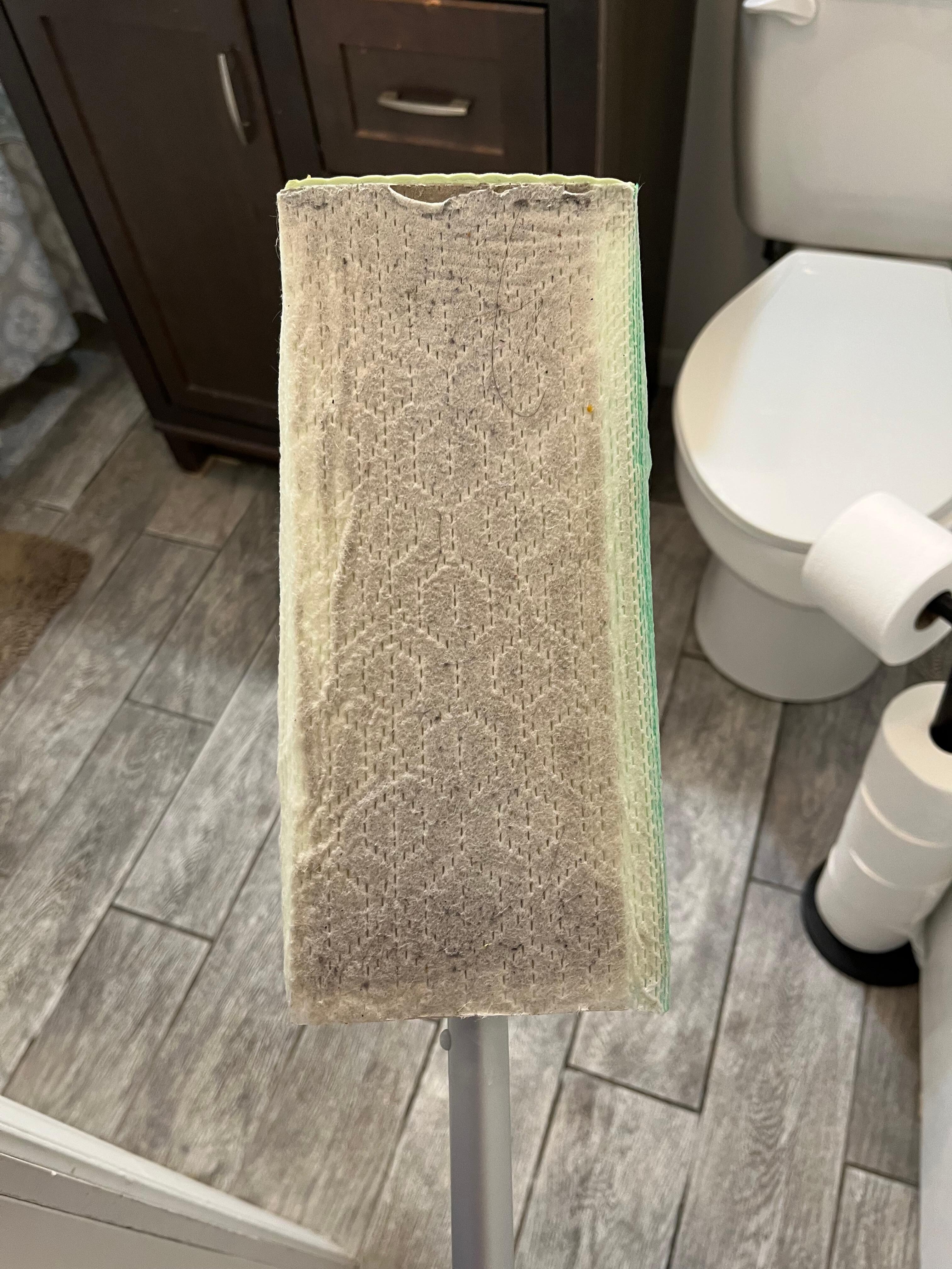 Bathroom floor cleaning