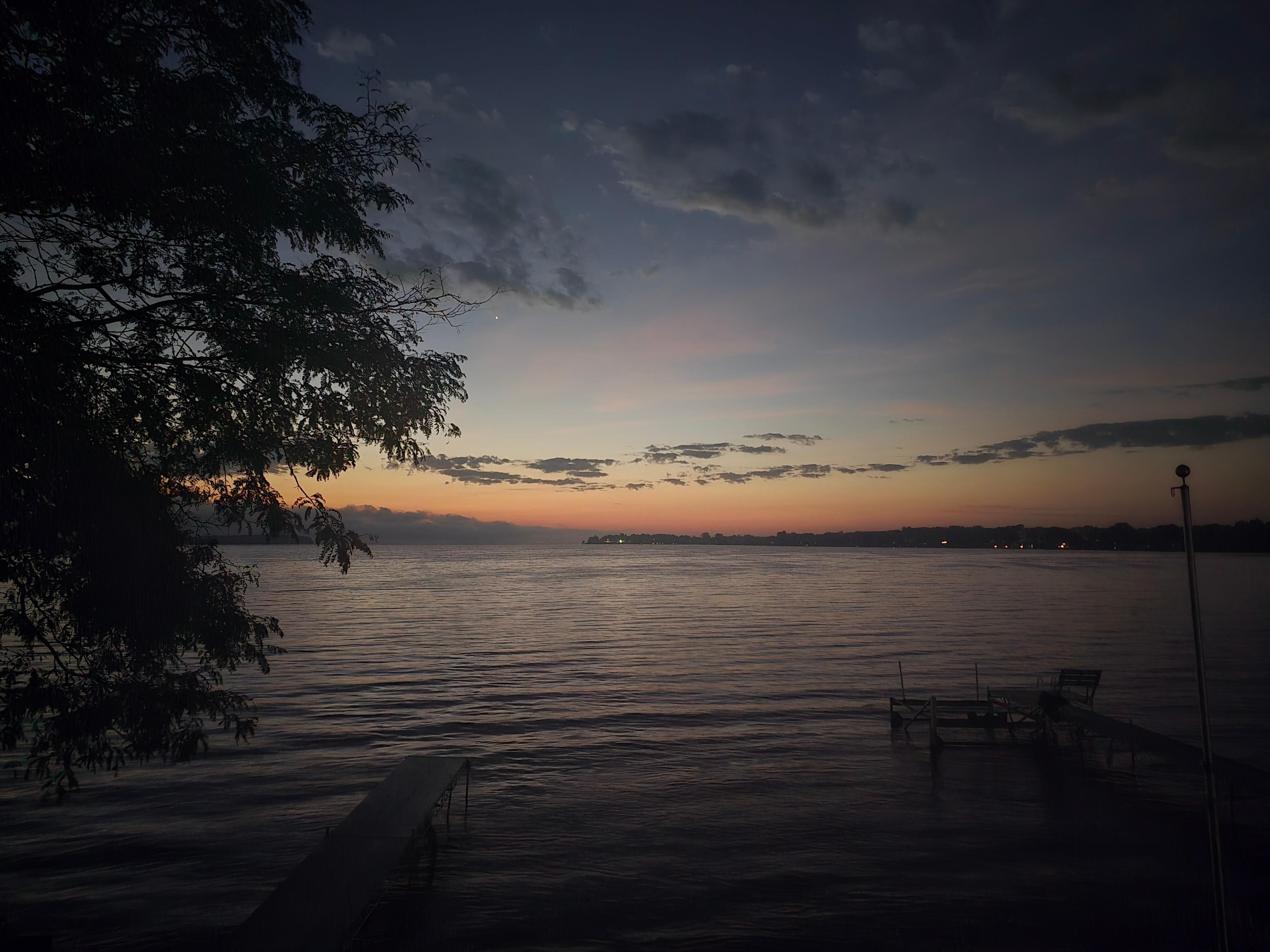 Sunrise on Oneida lake