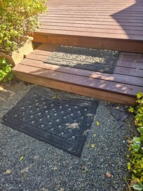 step down to the hot tub area
