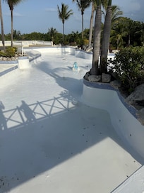 Main pool closed