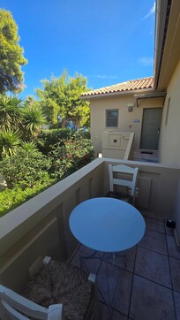 2nd balcony outside the bedroom