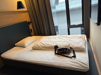 서랍에 베개랑이불 여유분이있어용 ㅋㅋ