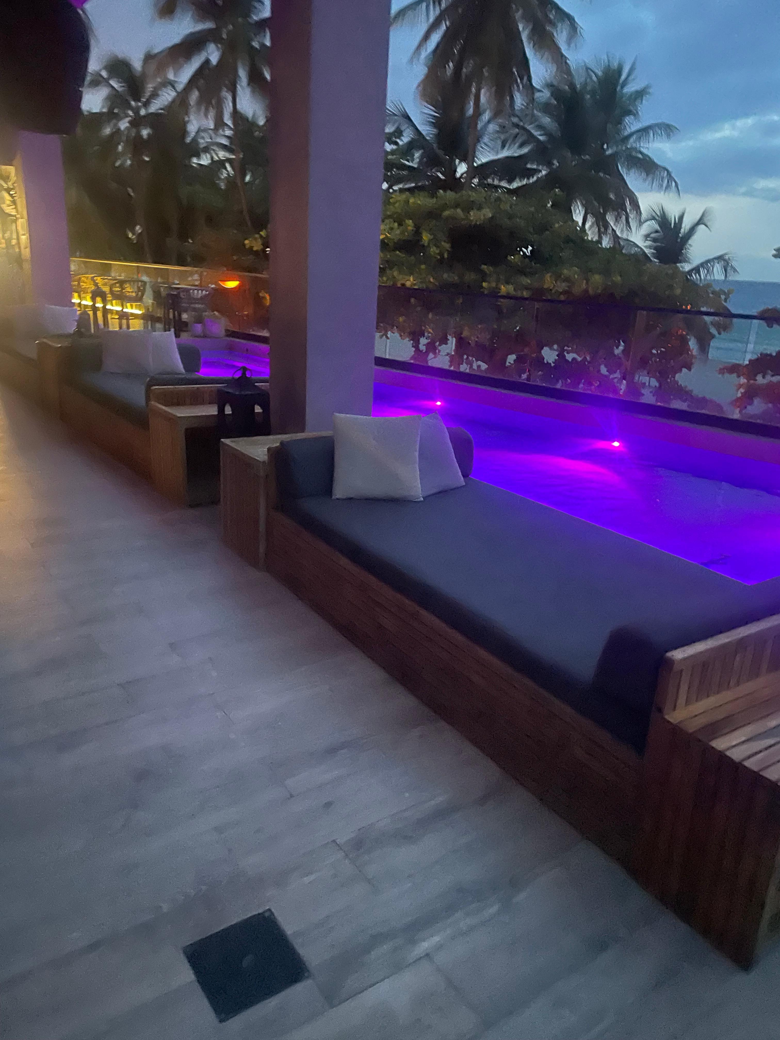 2nd floor pool