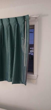 8 inch gap while curtain is "closed"