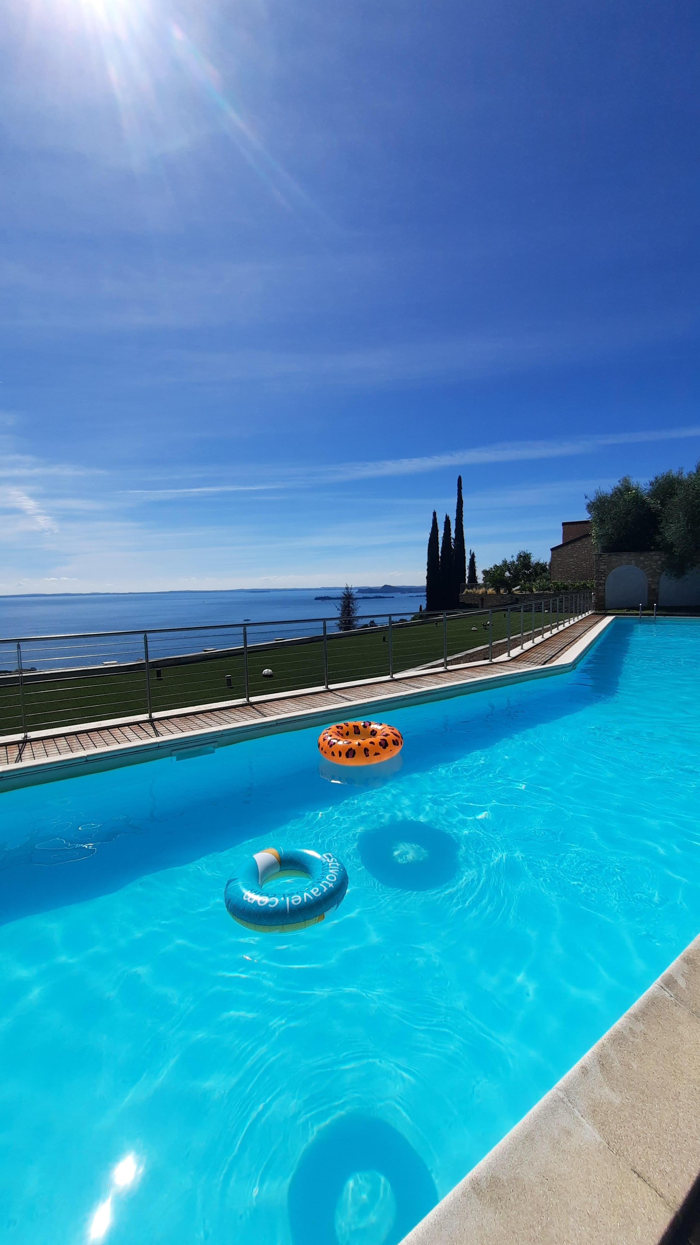 Herrlicher Ausblick vom Pool-Deck