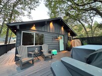 Cozy treehouse cabin