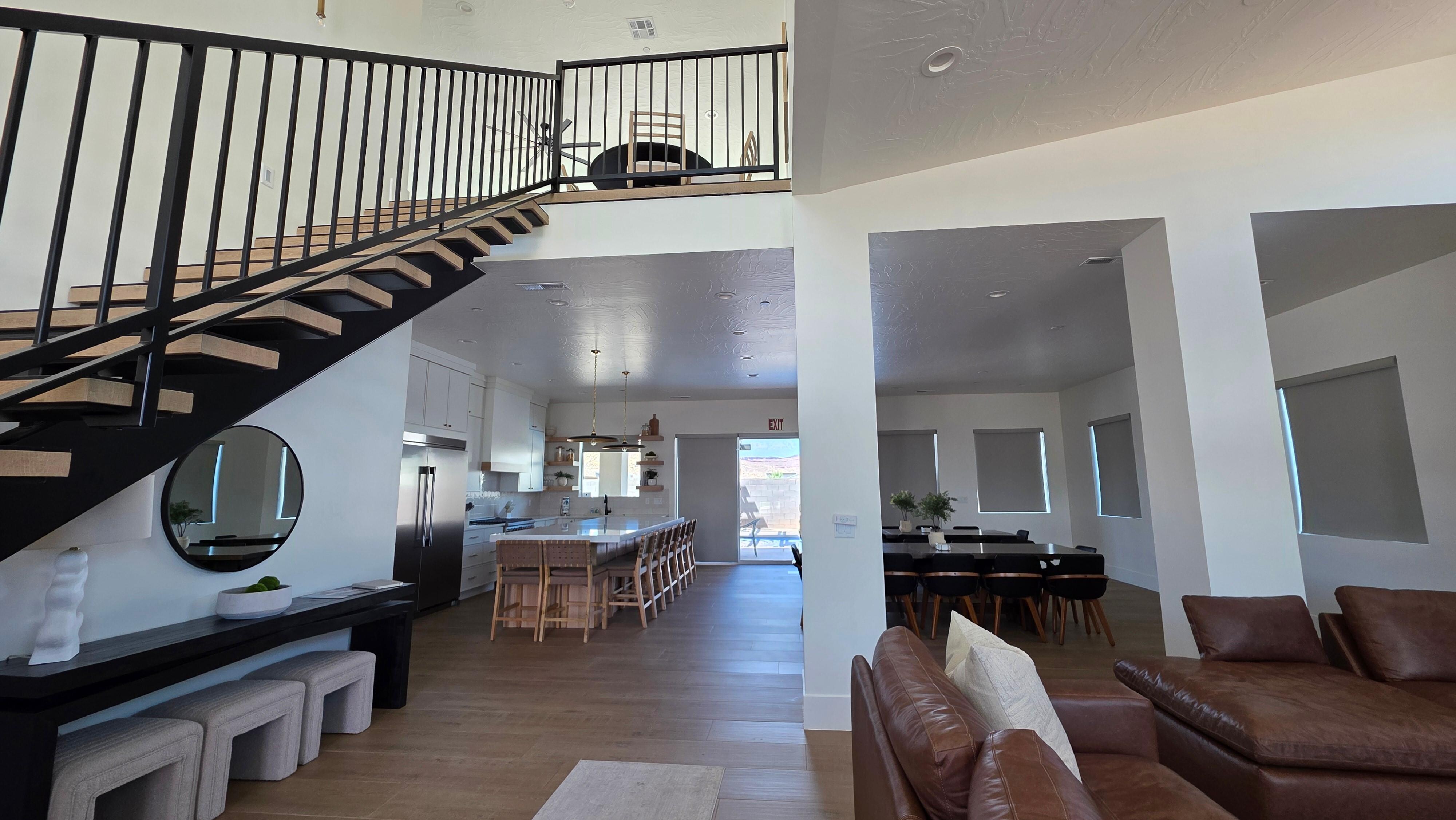 Living room/kitchen area 