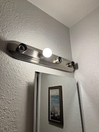 Several lights missing throughout apartment