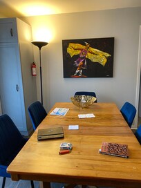 Kitchen seating