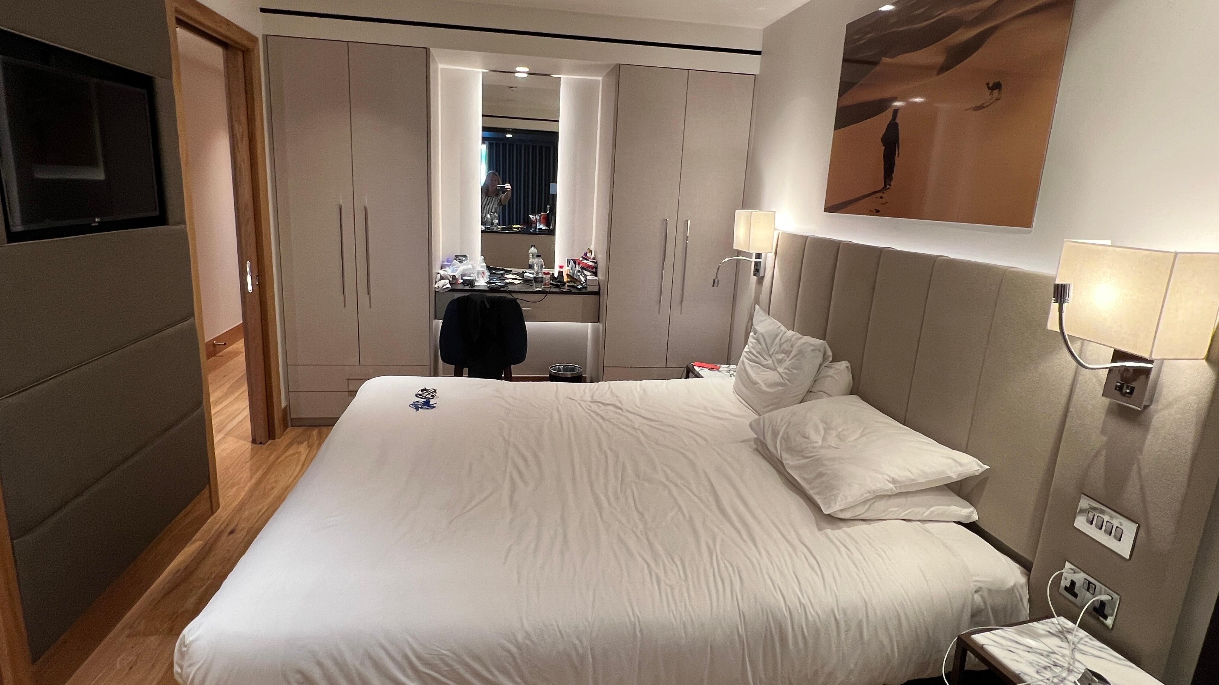 King bedroom 