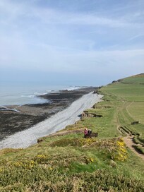 A short drive to coastal path walks.