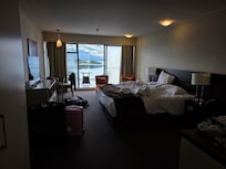 Superior Lakeview Room