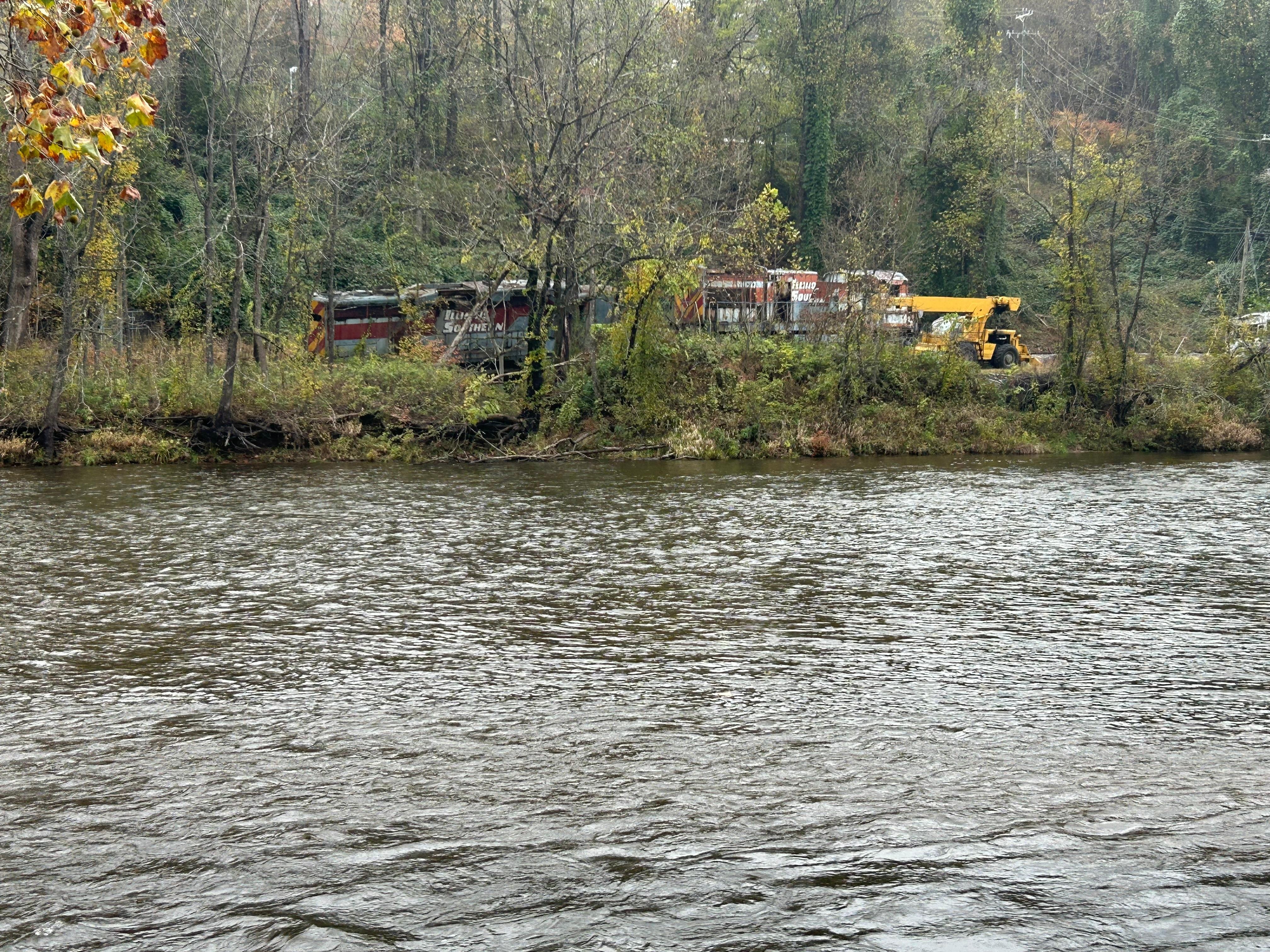 Train wreck from the movie Fugitive.  Interesting.  