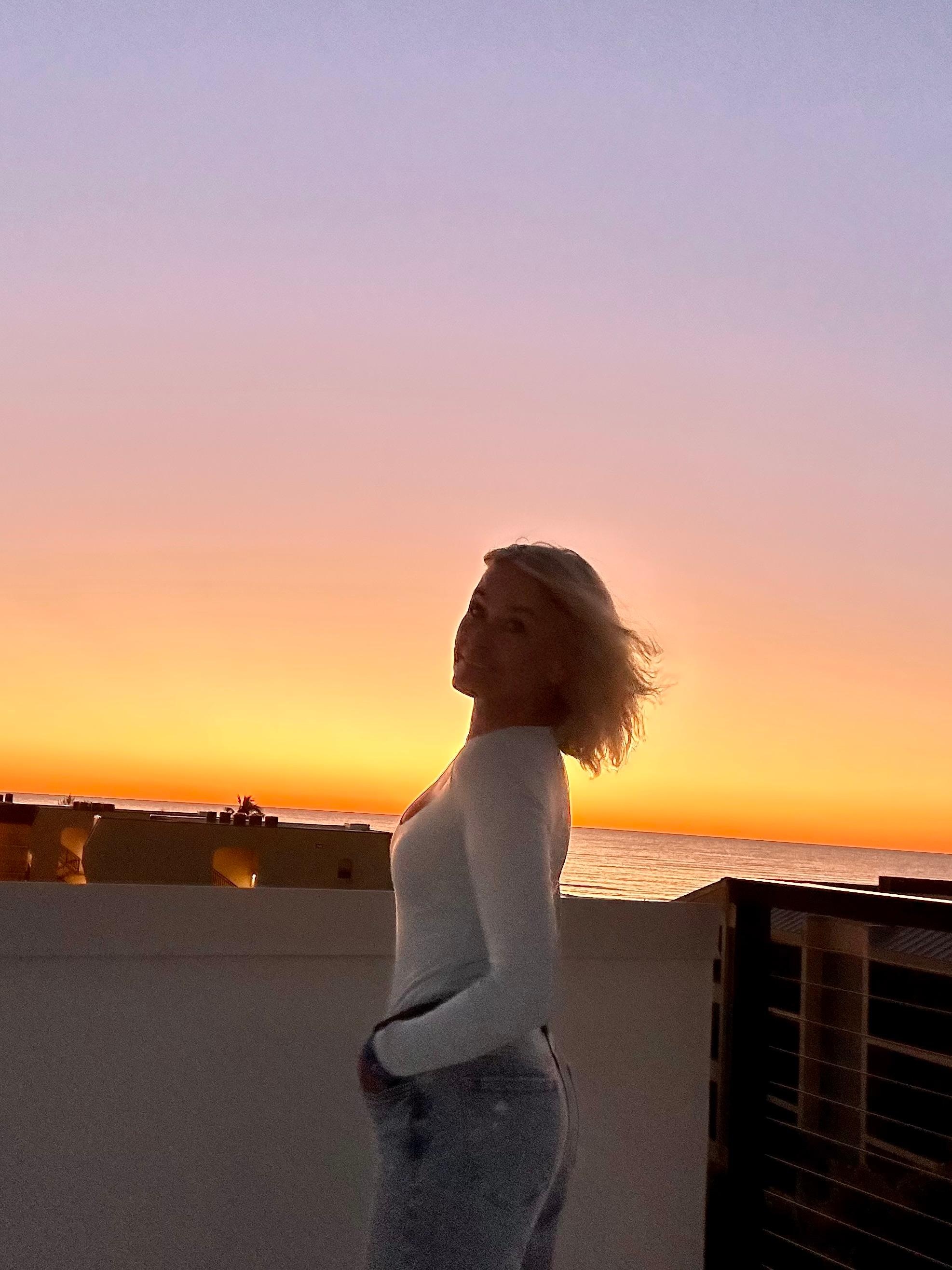 Rooftop for amazing sunsets!!