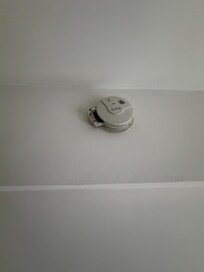 Smoke detector with no battery