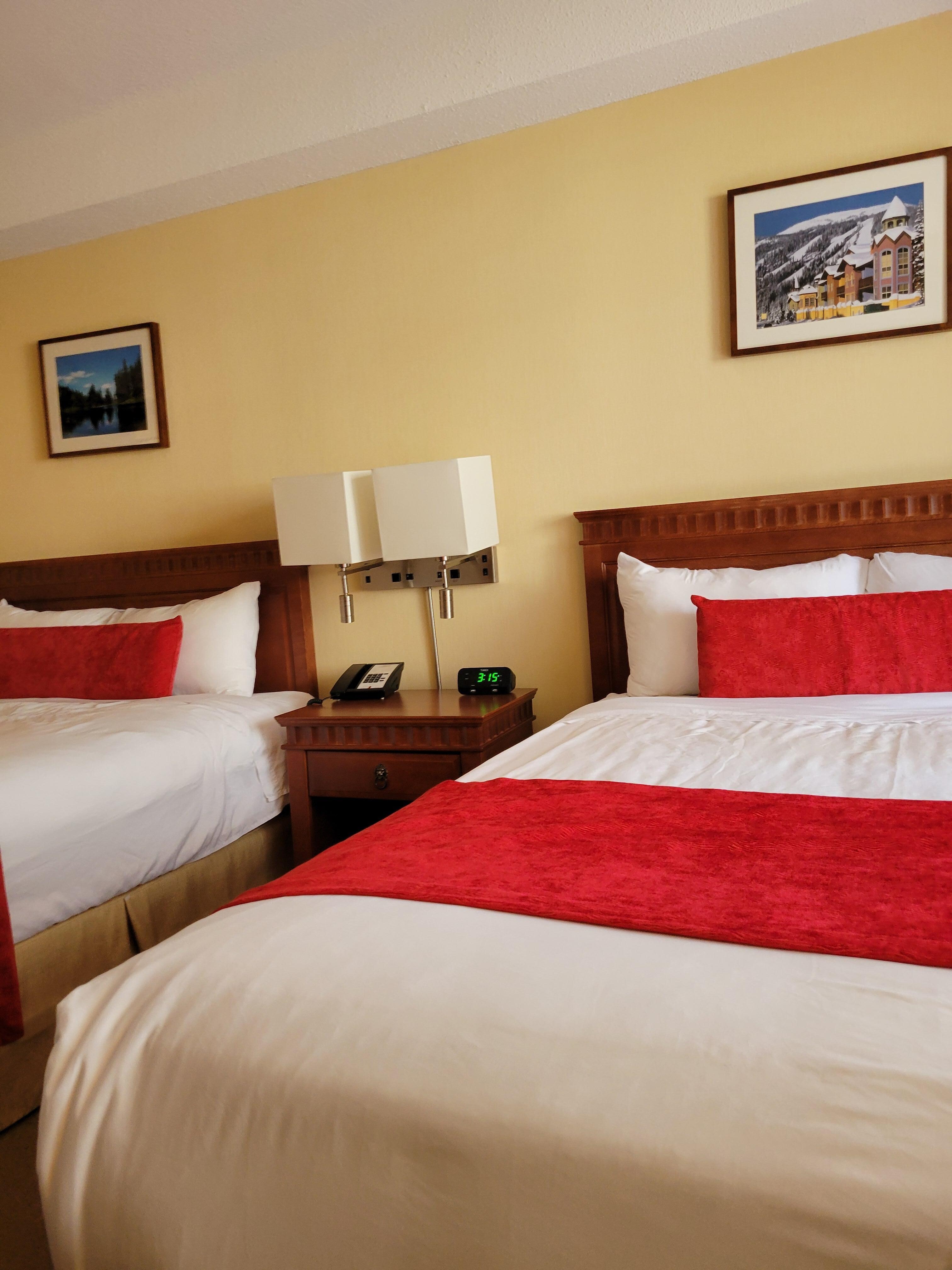 Lovely clean, bright room. Walk in shower.