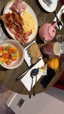The continental breakfast at Esprit Libre restaurant