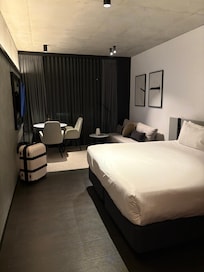 Room design space.