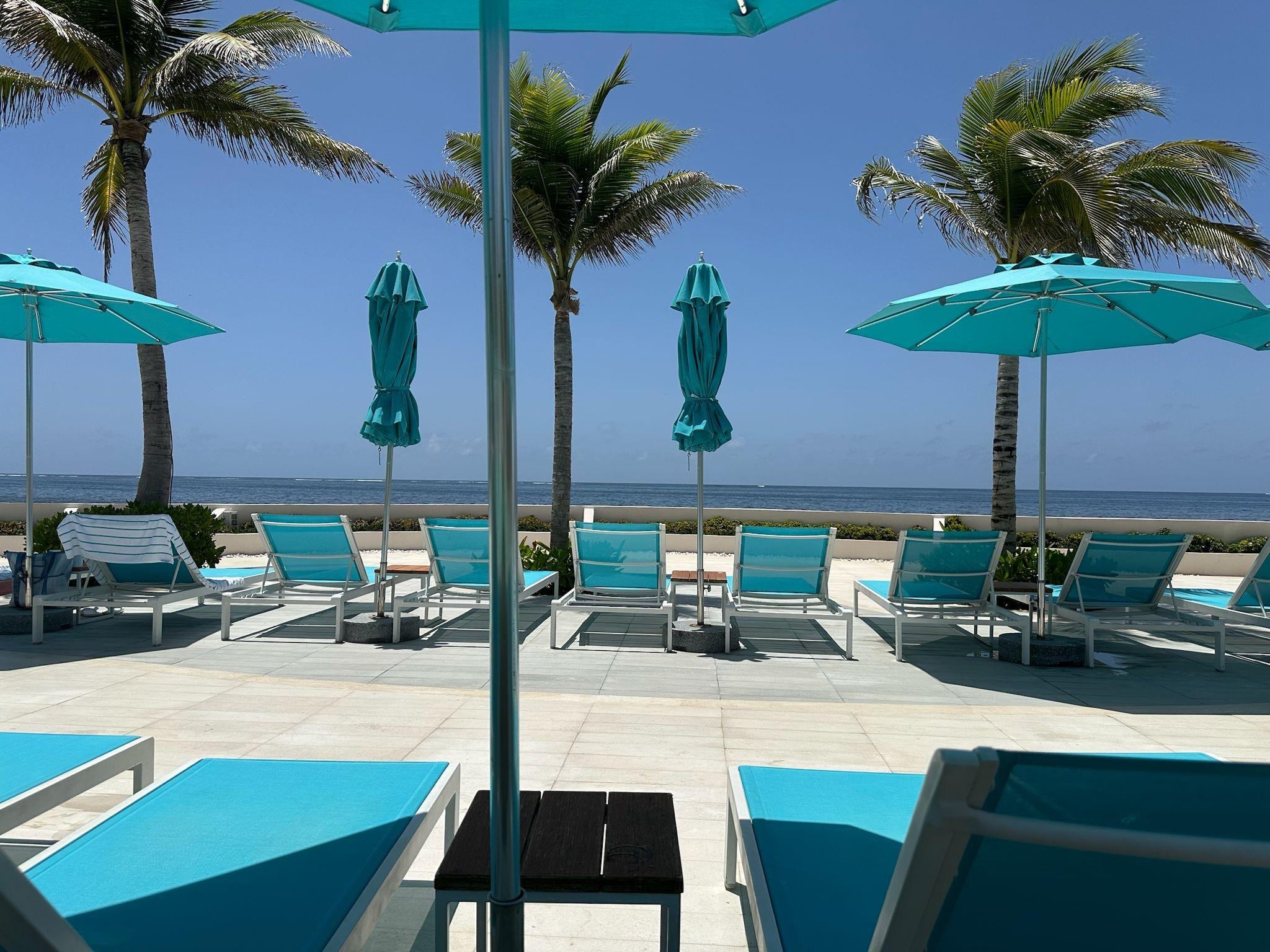 Relaxing resort stay just avoid during seaweed season!