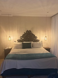 King room with balcony