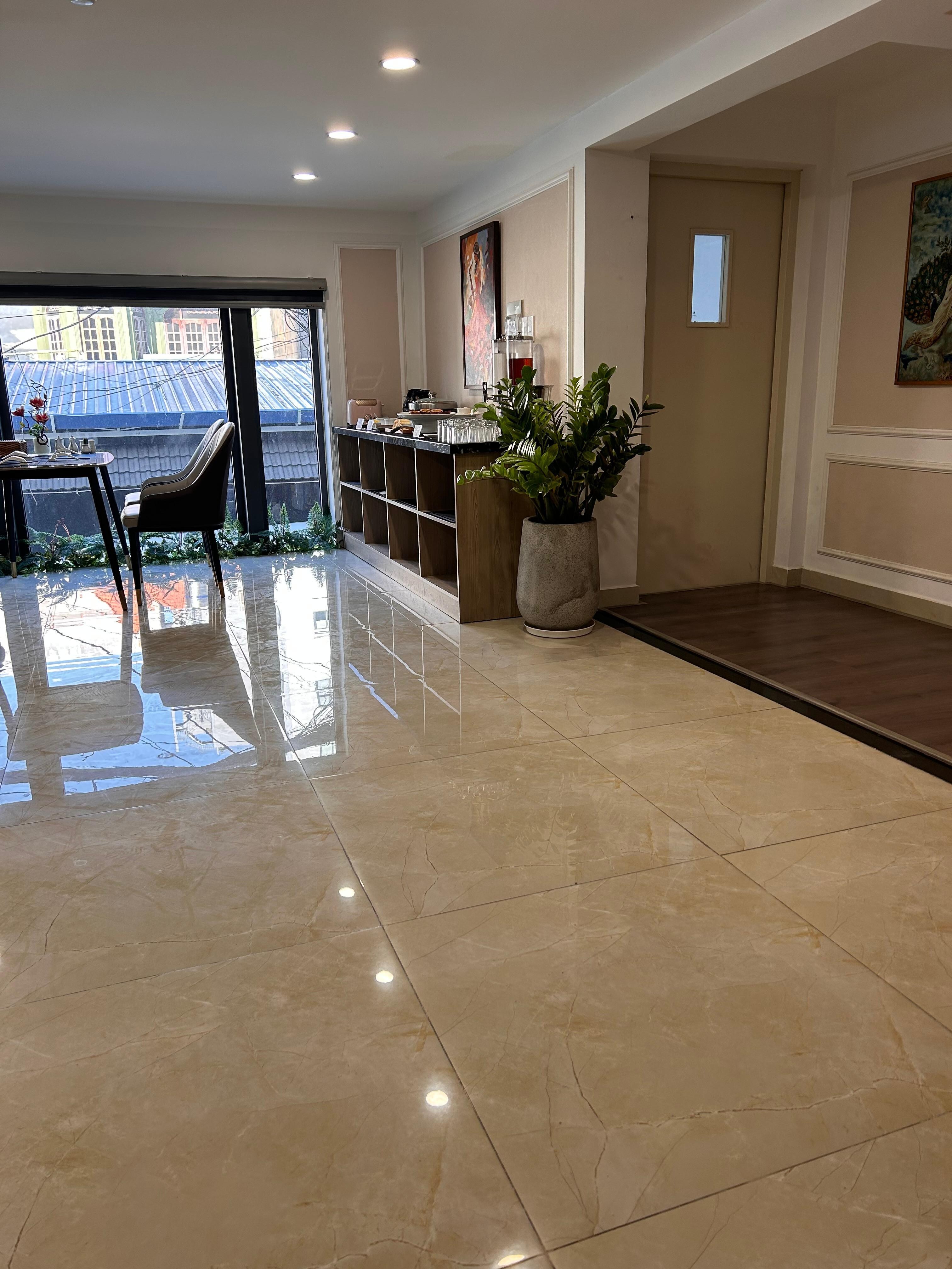 Breakfast room