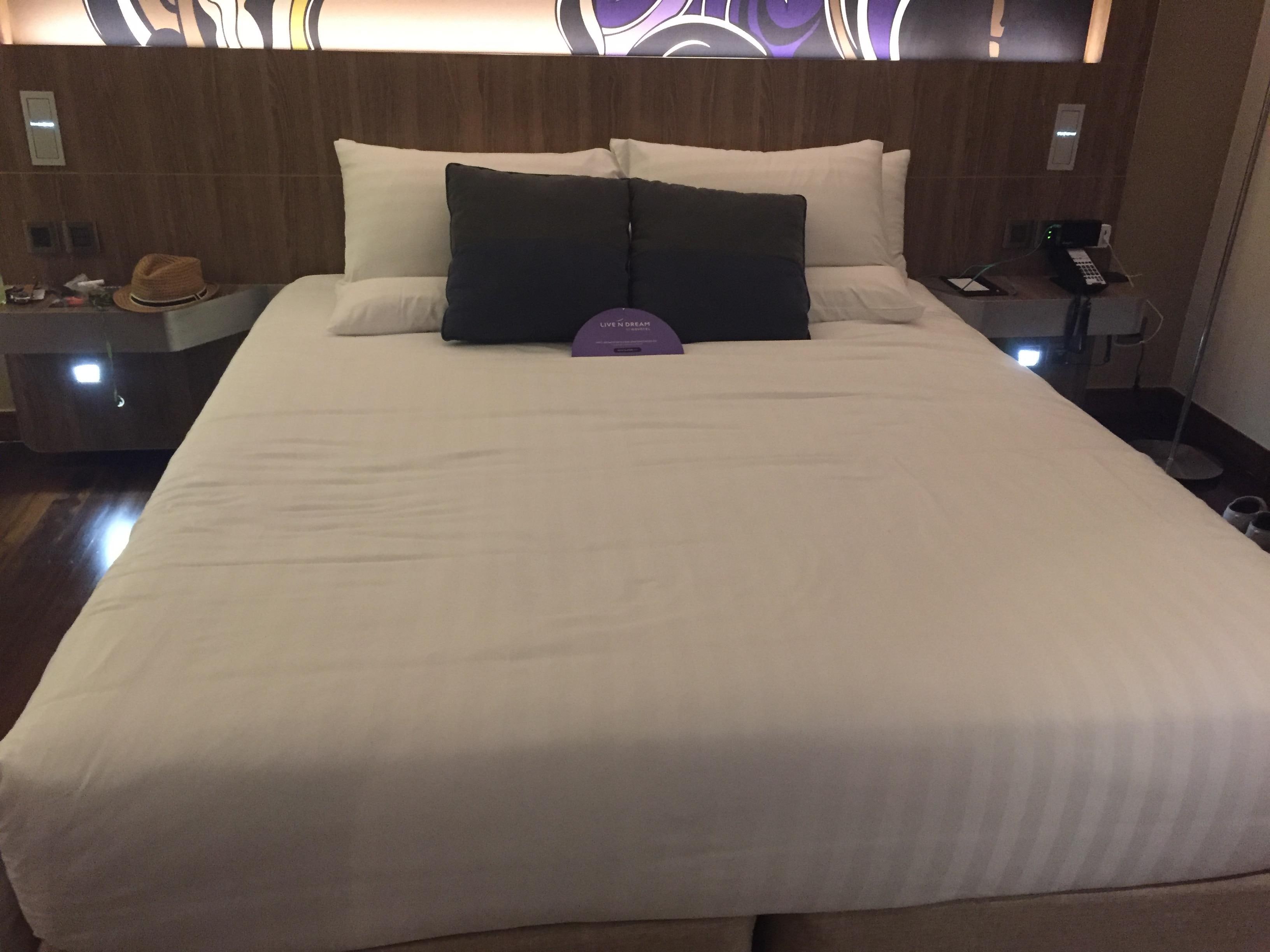 king size bed