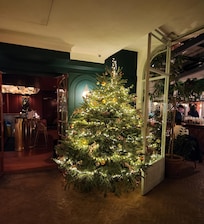 Grands Boulevards Hotel Lobby, December 2024
