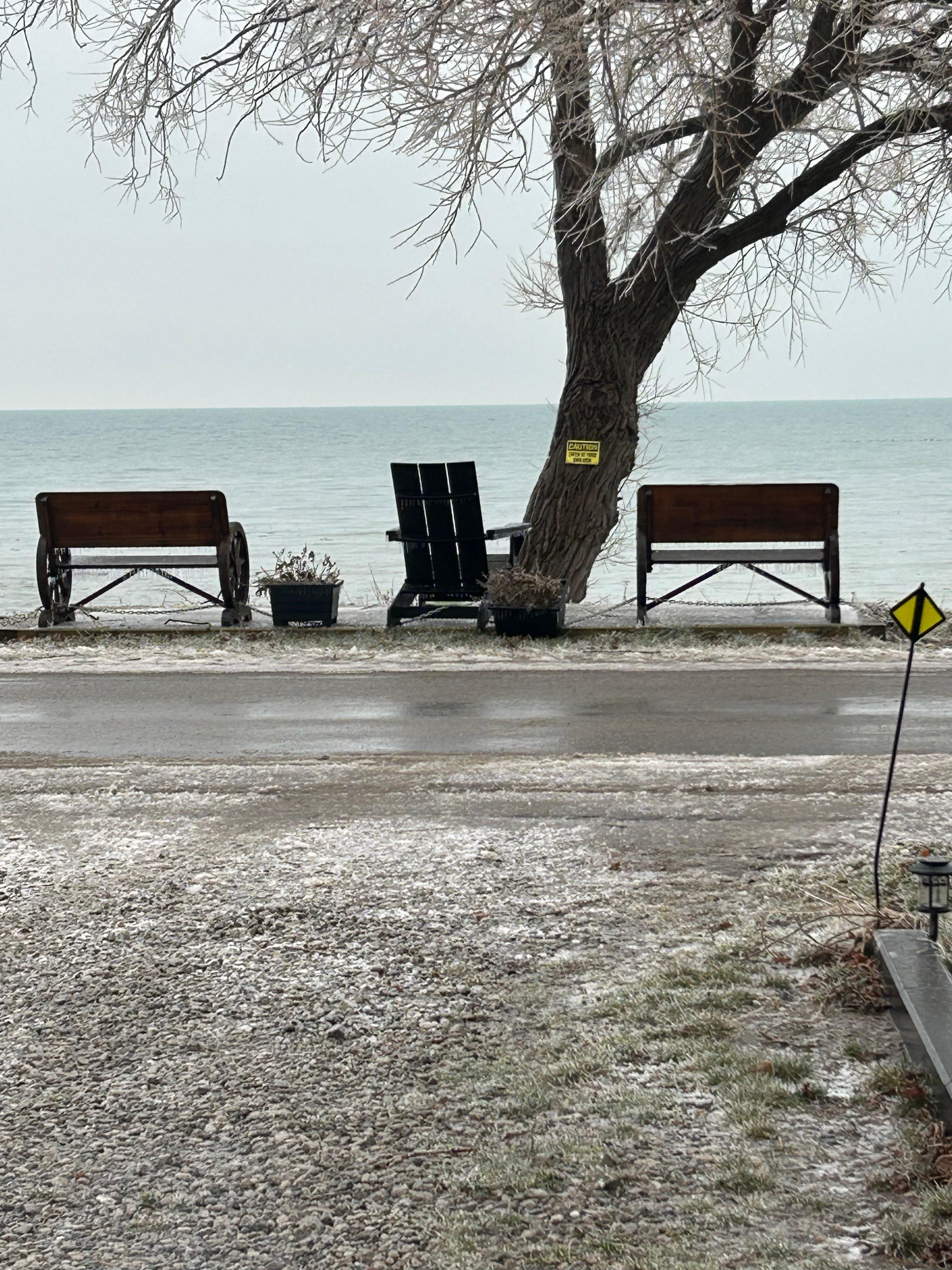 Would love to enjoy this view in the summertime 