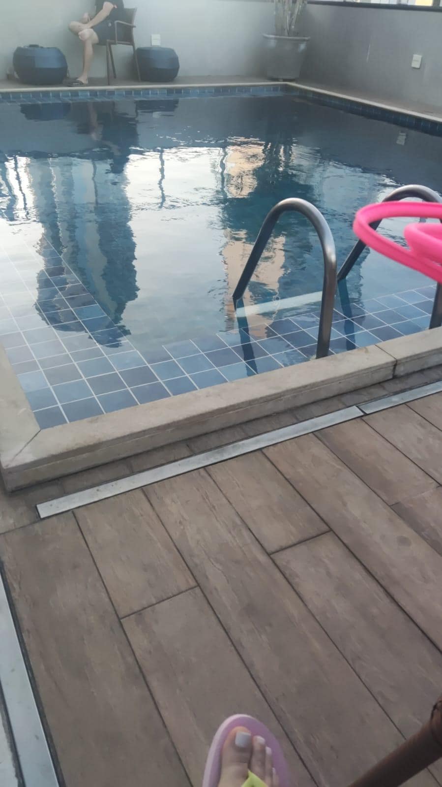 piscina na cobertura