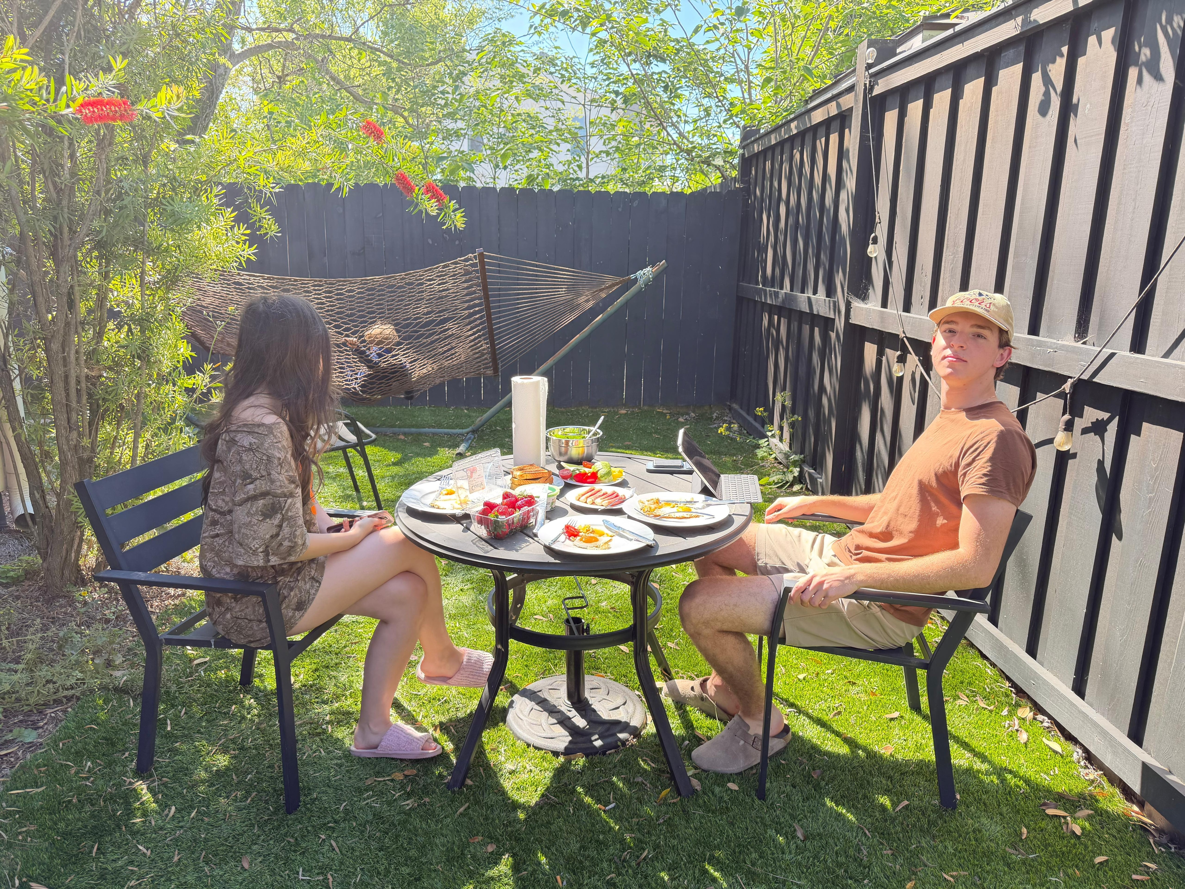 Yard is great for breakfest