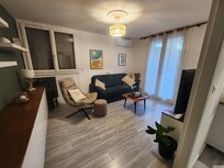 Living space - very comfortable